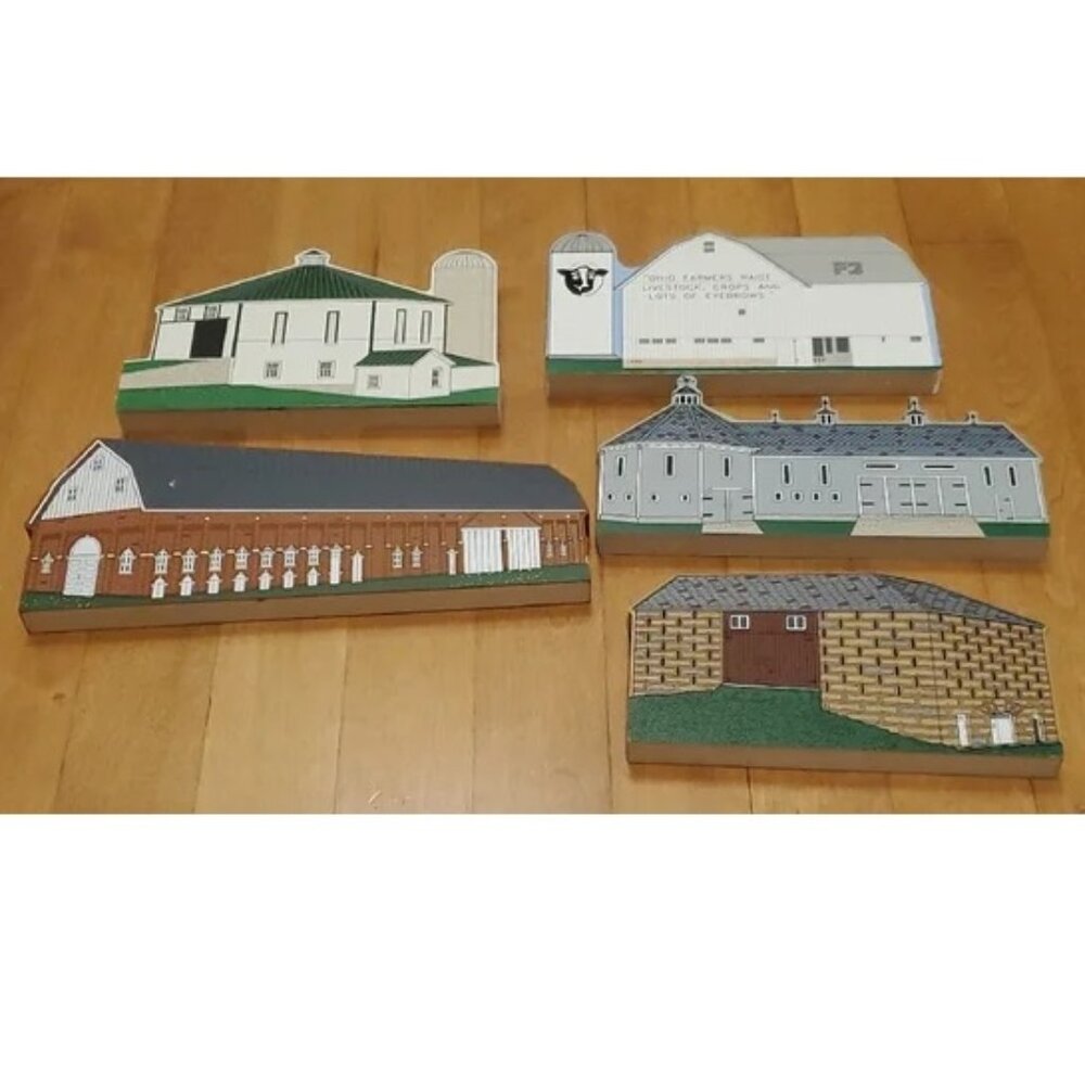 Wooden Farm Building Wall Art Set in Green, White, Gray and Brown